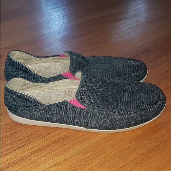 Olukai Waialua Gray Mesh Loafers - Picture 1 of 8